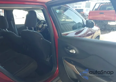 2017 Jeep Cherokee Latitude Fwd из США, поврежденный, VIN 1C4PJLCB5HW617221